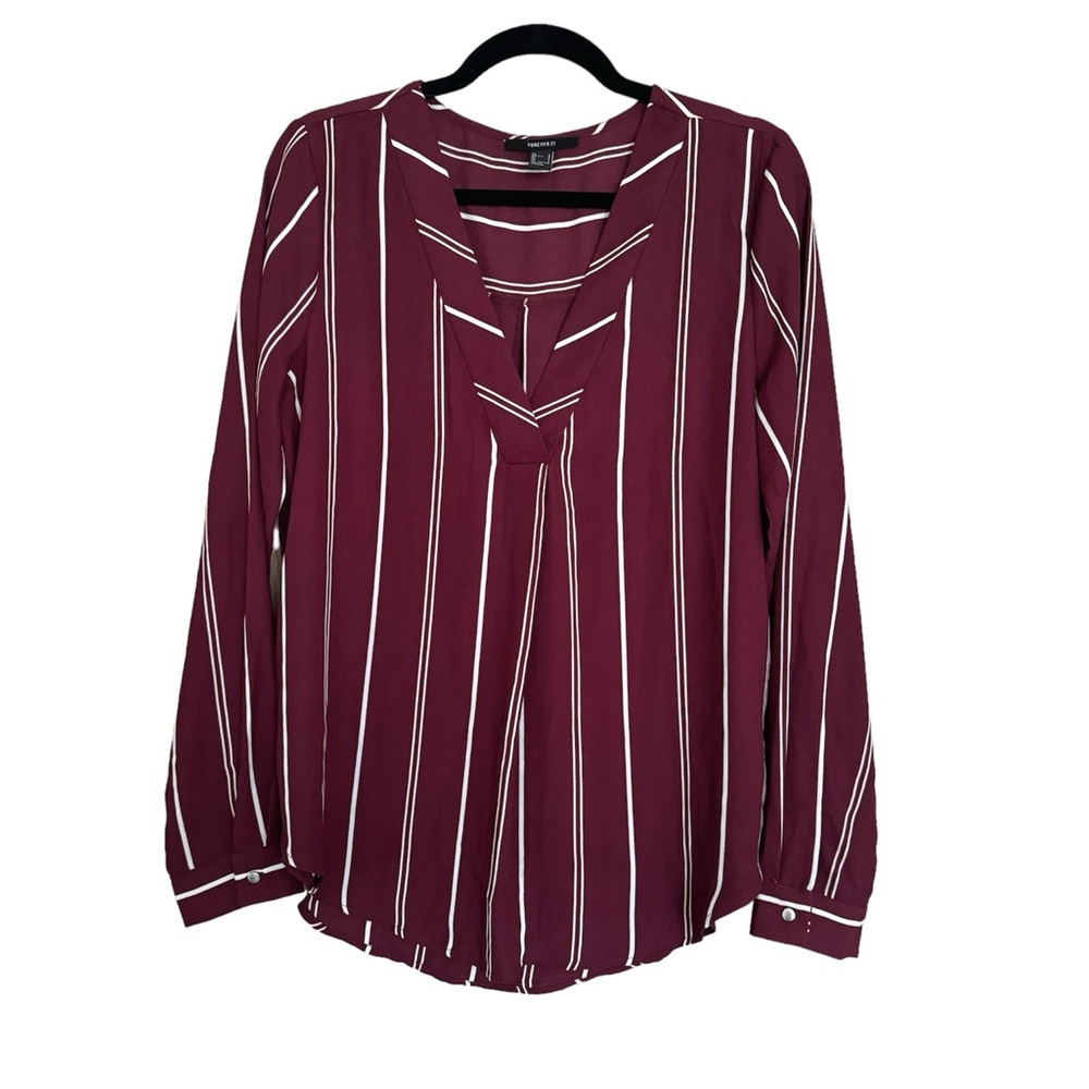 🖤5/$20 Maroon Striped V Neck Blouse